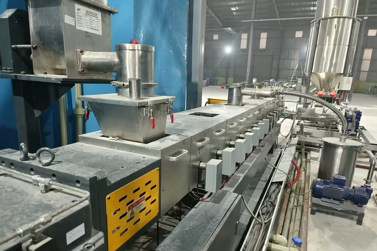 Rigid plastic pelletizing line installed and running at customer recycling plant