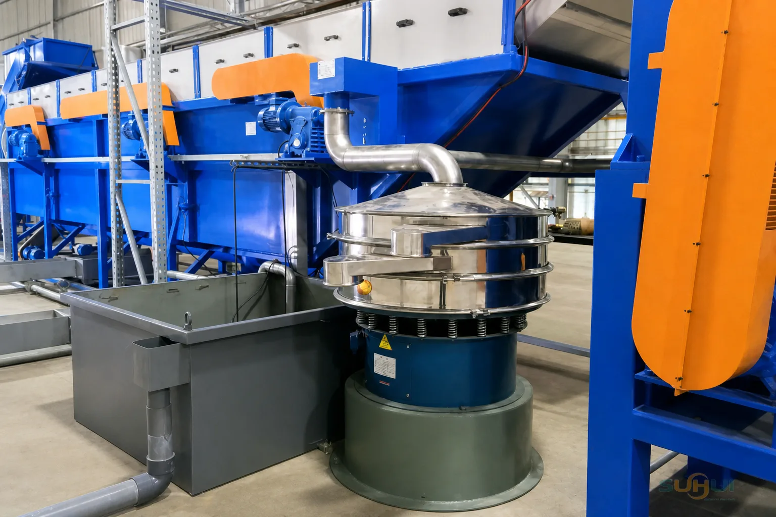 Dewatering machine and vibrating screen at customer film washing installation