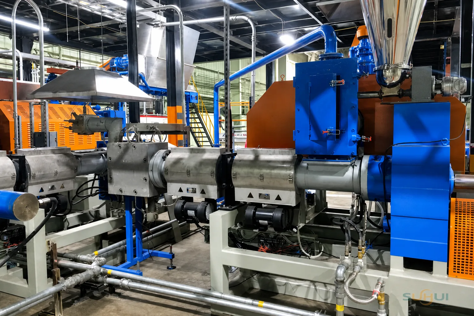 Film pelletizing extruder section downstream of washing line at customer plant